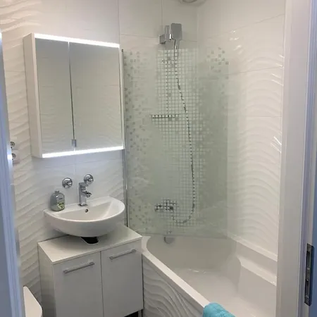 Sky Im Hotelturm Apartament